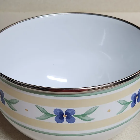 Pfaltzgraff “Summer Breeze” Metal Mixing Bowl Trio | Enamel Nesting Set - Picture 13 of 16